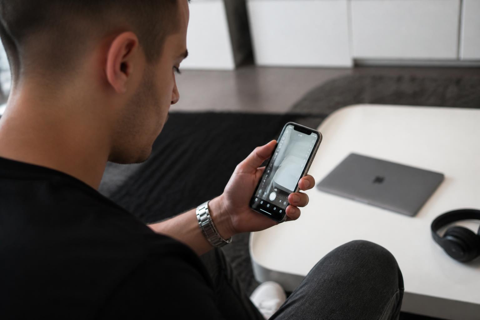 découvrez des astuces efficaces et testées pour voir une story snapchat incognito sans être détecté. suivez notre guide simple et sécurisé pour préserver votre anonymat.