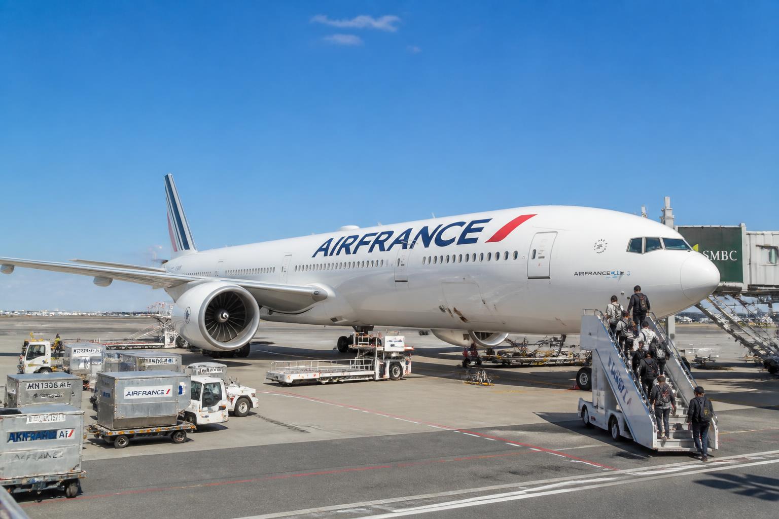découvrez tout ce qu'il faut savoir sur le vol tokyo-paris : durée du trajet, astuces pratiques et conseils pour un voyage agréable et sans stress.